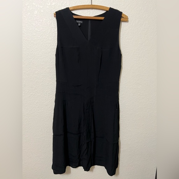 Talbots Womens V Neck Black Midi Dress Size 8 - Picture 2 of 5